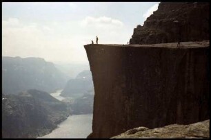 Stavanger: Preikestolen Lyse Fjord bei Stavanger