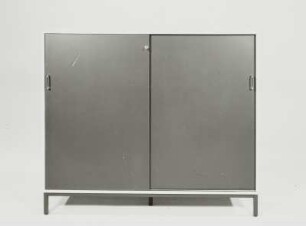 Schiebetürschrank (Modell 427)