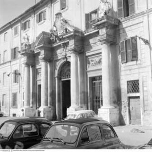 Santa Cecilia in Trastevere, Eingangsbau zum Atrium