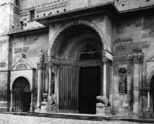 San Donnino / Cattedrale di san Donnino / Duomo di Fidenza — Portal