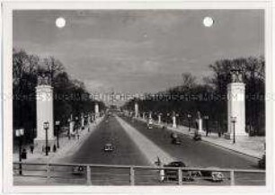 Berlin, Siegessäule, Flaggenschmuck