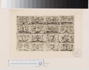 Ornamentpanel mit 16 Einzelmotiven in vier Registern
