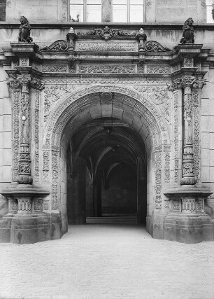 Dresdner Residenzschloss, Georgentor : Dresden-Altstadt. Residenzschloss, Georgentor, Nordtor, um 1900 an die Westseite versetzt