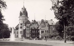 Detmolder Schloss mit Springbrunnen. Detmold. Schlossplatz. Papierabzug