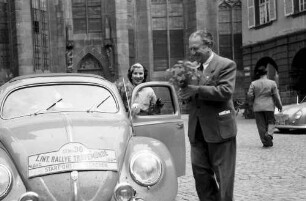 Freiburg: Nr. 36; Katja Ajak auf VW; im Wagen