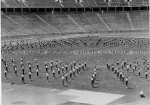Proben auf dem Reichssportfeld für das Weltgymnastikfest "Lingiade" in Stockholm vom