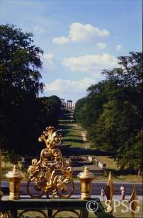 Potsdam, Park Sanssouci, Blick über die Viehtränke zum Ruinenberg.