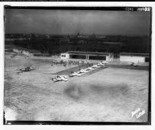 Berlin-Tempelhof, Flughafen
