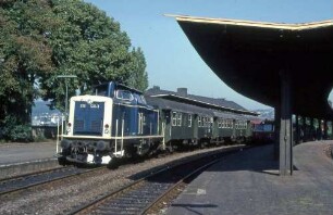 Mayen-Ost Lok 212 128 Lok 212 128 Nahverkehrszug 7212 MY-KO B4yg-Wagen