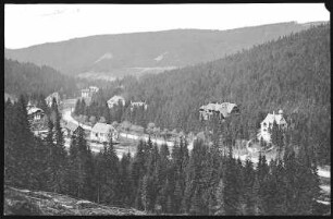 Bärenburg. Blick ins Tal