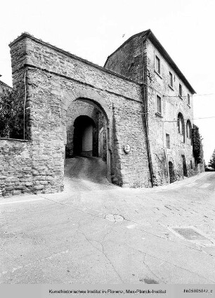 Porta Romana, Monte San Savino