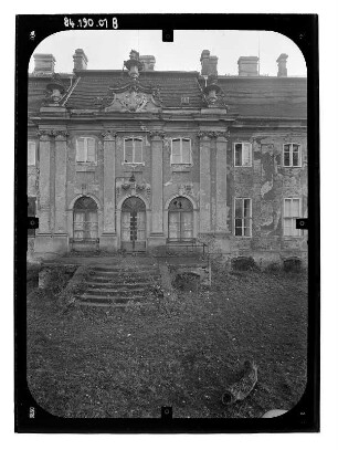 Meseberg (Gransee-Meseberg). Schloß (1737/1739). Gartenfront (Teilansicht)
