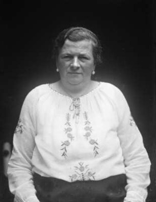 Mittelsachsen, Frauenportrait : Mittelsachsen. Frauenportrait