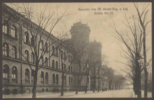Ansichtskarte Portal der Kaserne des 3. Garde-Regiments zu Fuß, Wrangelstraße 97–99 [1/3]