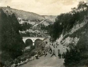Die große Fahrstraße nach Quito, bei Ambato