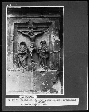 Relief: Kreuzigung