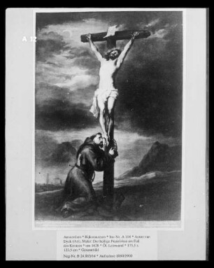 Der heilige Franziskus am Fuß des Kreuzes