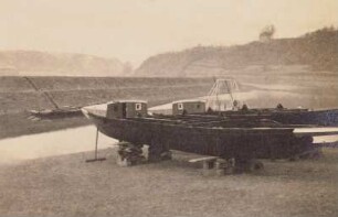 Elbschiffer, Meißen, Schiffe vom Wasserbau auf Reparatur am Winterhafen