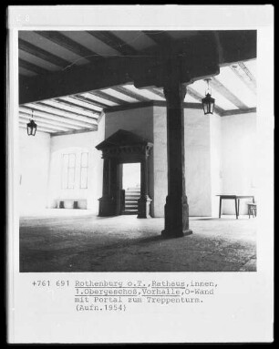Portal zum Treppenturm