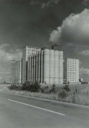 Wüstmark, Mischfutterwerk mit Silo