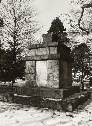 Kriegerdenkmal, Grünhainichen