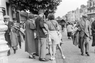 Ryde, Straßenbild mit Touristen