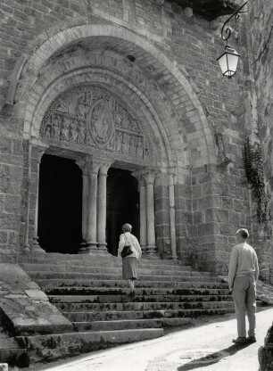 Die romanische Abteikirche St. Peter, Dordogne, Carenac