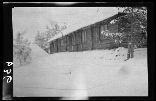 Blockhaus im Schnee