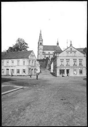 Schirgiswalde. Markt mit Aufgang zur Katholischen Kirche
