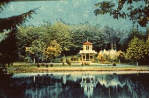 Kurpark: Salzteich mit Pavillon