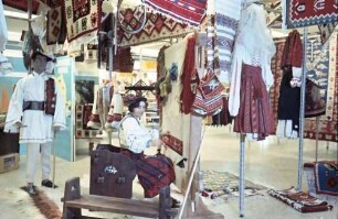 Freiburg: Kaufhof; rumänische Woche; Folkloreausstellung im Kaufhof
