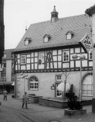 Altes Rathaus; Hofheim am Taunus, Hauptstraße 40, Hauptstraße