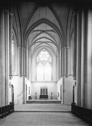 Haina (Hessen), ehem. Zisterzienserkloster, Klosterkirche, Inneres nach Osten, Chor