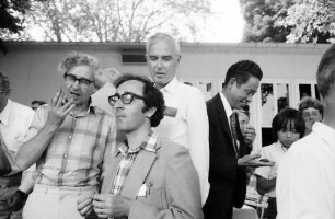 26. Tagung 1976 Physiker; Maikäferrede: Antony Hewish, Brian D. Josephson, dahinter Willis E. Lamb, rechts Leo Esaki und Sohn