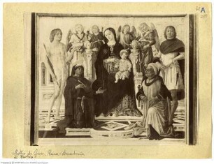 Thronende Madonna mit den heiligen Sebastian, Cosmas und Damian, Galgan und Engeln