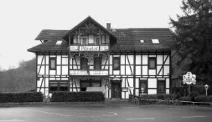 Gasthaus "Zum Ahnetal" (Gasthaus); Ahnatal, Dörnbergstraße 101