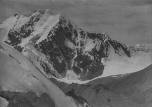 Gipfel : Schneebedeckte Gipfel im Tian Shan Hochgebirge