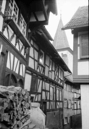 Gengenbach: Gasse mit Torturm
