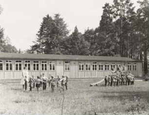 Kindergarten, Klitten