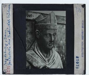Magdeburg, Dom, Grabplatte von Erzbischof Wichmann : Kopf des Bischofs