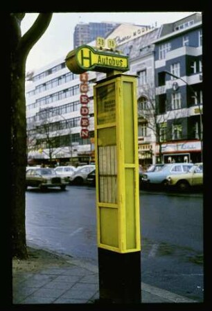Bus-Haltestelle 22.12.73.