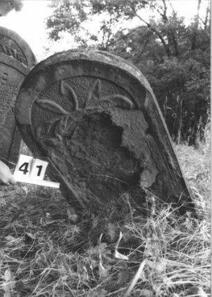 Grabstein 41