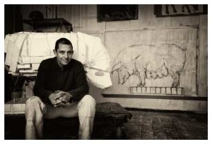 KRISTOF GRUNERT IN SEINEM ATELIER