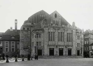 Osnabrück, Stadttheater : Osnabrück. Stadttheater, Domhof 10. Eingangsfront
