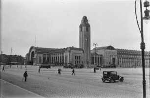 Bahnhof : Bahnhof in Helsinki
