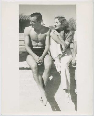 Fred Perry und Marlene Dietrich am Tennisplatz (Los Angeles, Oktober 1934) (Archivtitel)