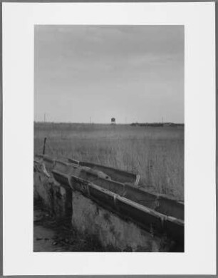 Barackenreste mit Waschbecken, Majdanek
