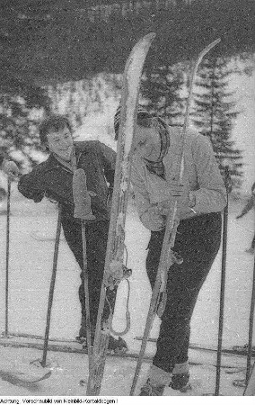 Altenberg, Schellerhau, Wintersportfest, Dresden, Hallen-Handball, Bogenschießen, Kindersport im Rathaus, Gustav-Adolf "Täve" Schur und die Friedensfahrer in Dresden, u.a., November 1959 - September 1960