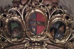 Wappen der Pröpste von Klosterneuburg von 1730 bis 1858 flankiert von Wappen der österreichischen Kronländer