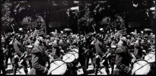Paris. Avenue du Bois. Militärparade zum Nationalfeiertag ("revue du 14 juillet")